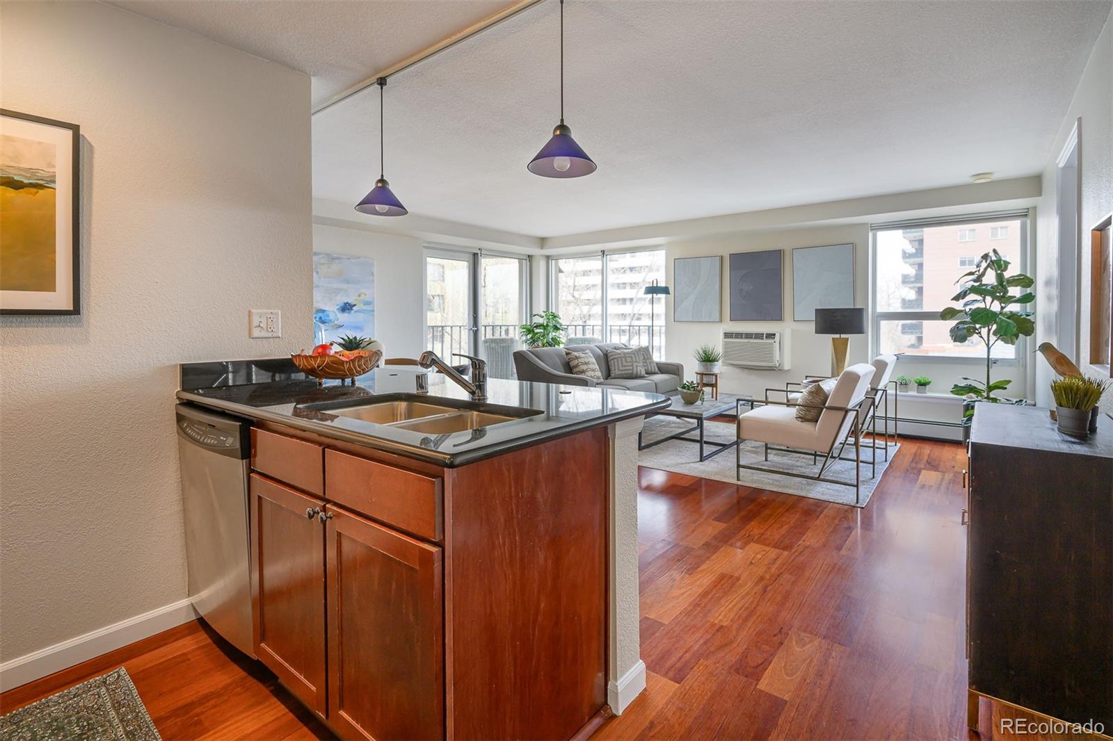 MLS Image #2 for 1150  vine street 404,denver, Colorado