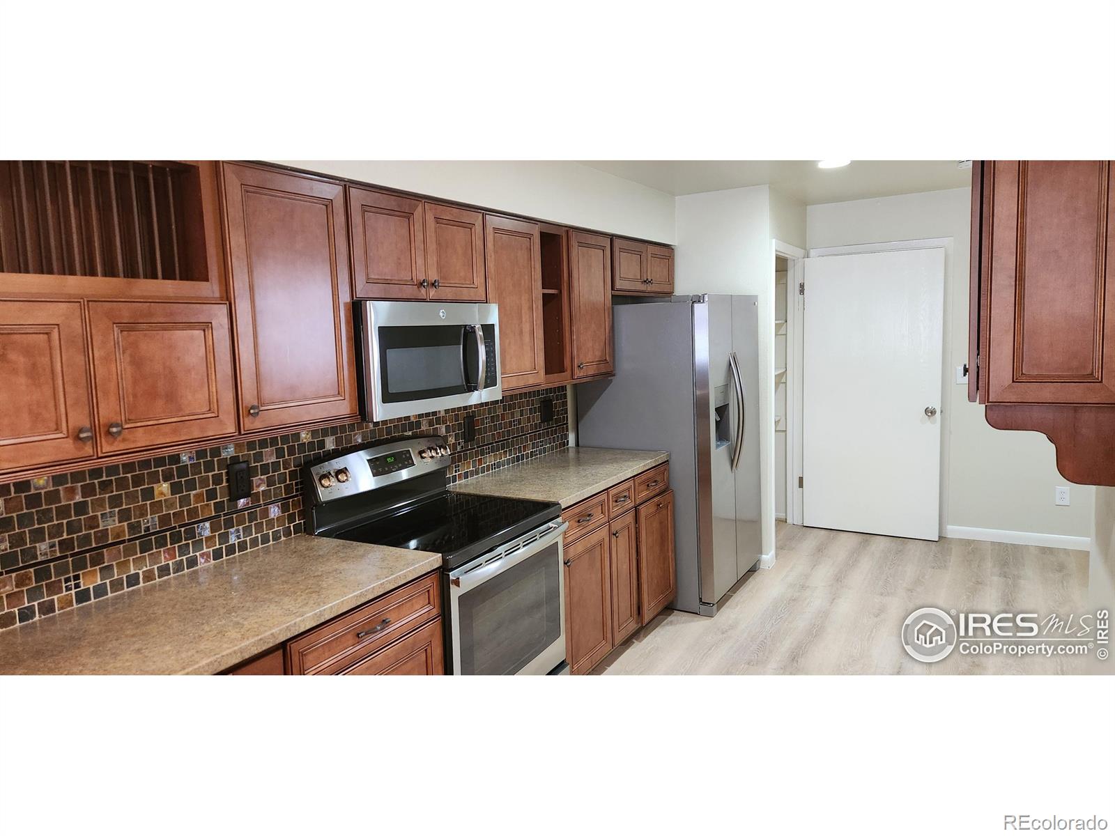MLS Image #6 for 1975  28th avenue,greeley, Colorado