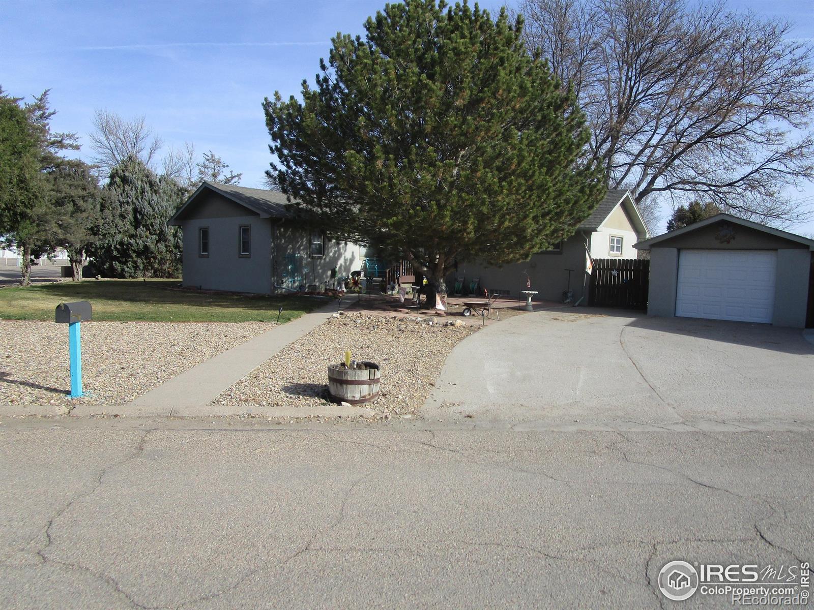 MLS Image #0 for 1480  jasmine street,burlington, Colorado