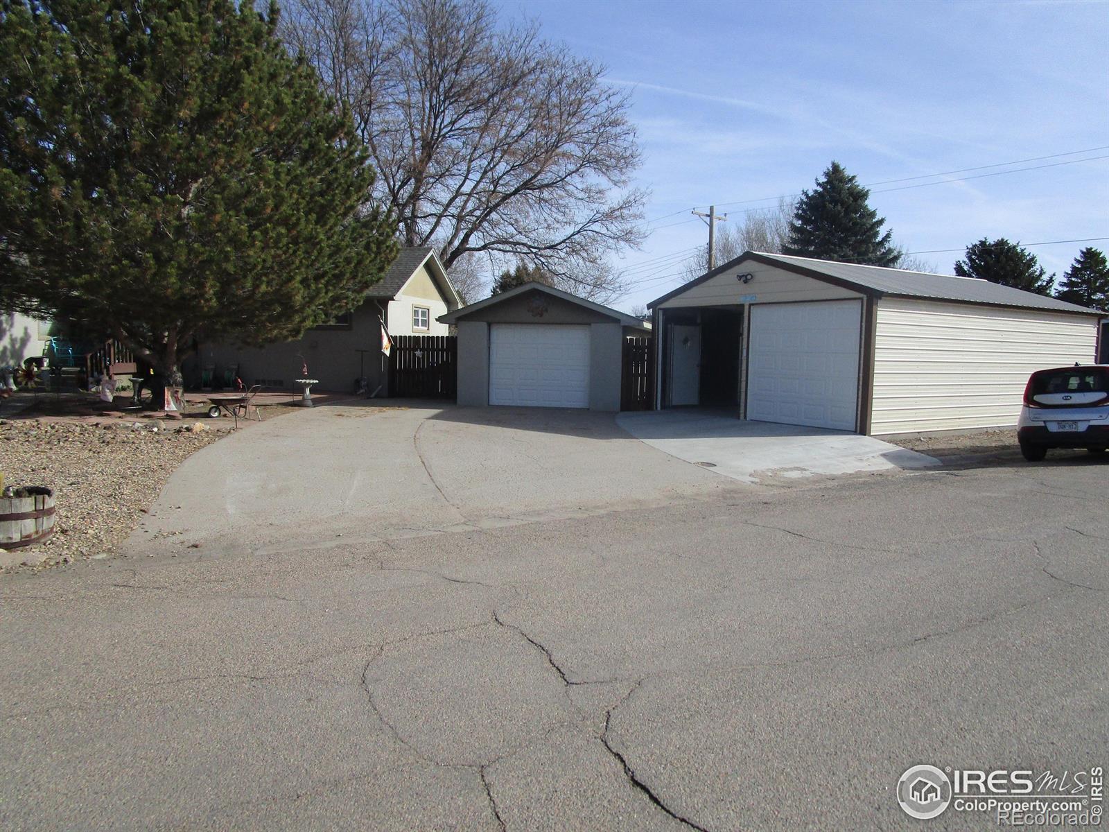 MLS Image #2 for 1480  jasmine street,burlington, Colorado