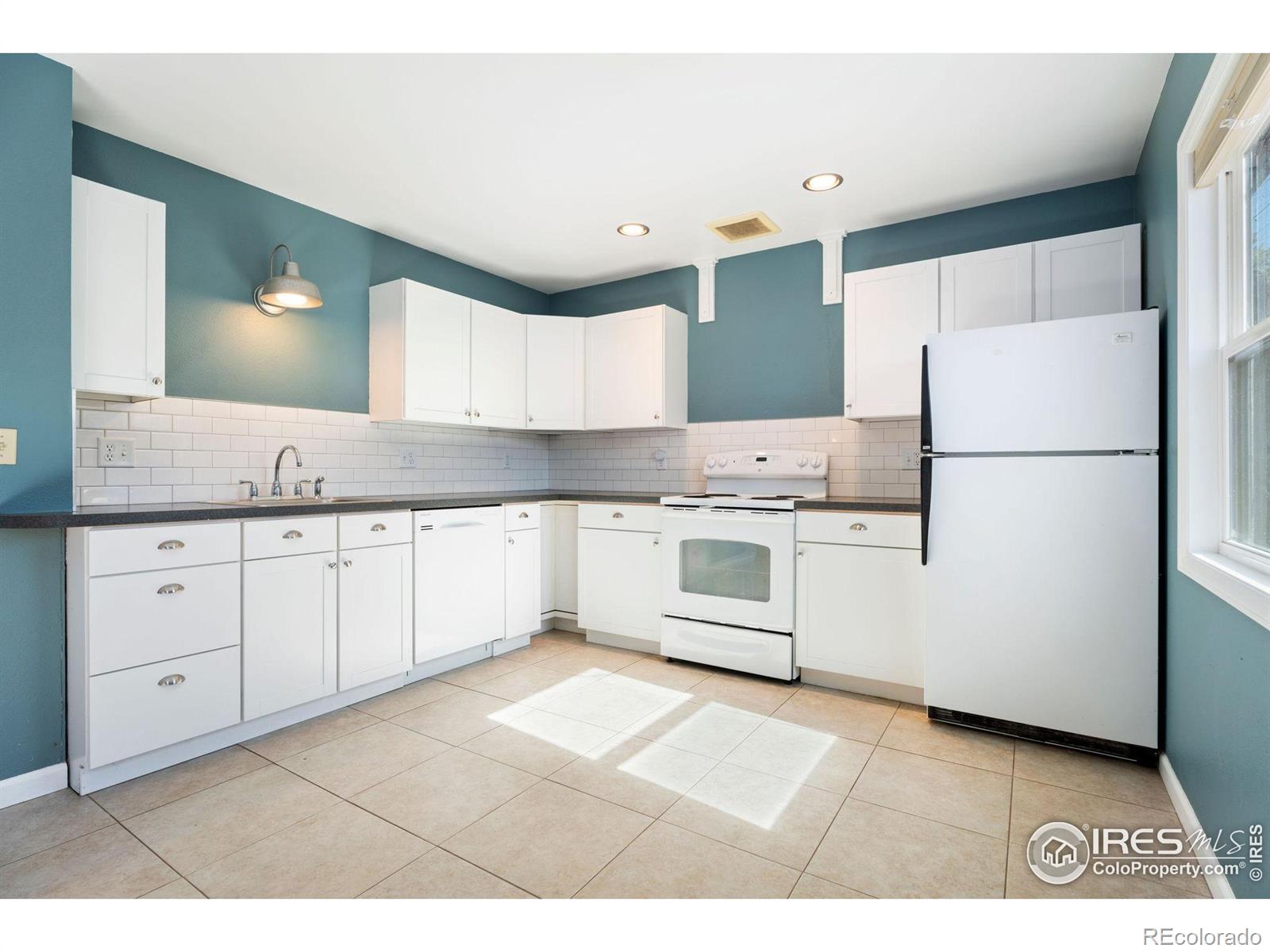 MLS Image #10 for 2815 w olive street,fort collins, Colorado