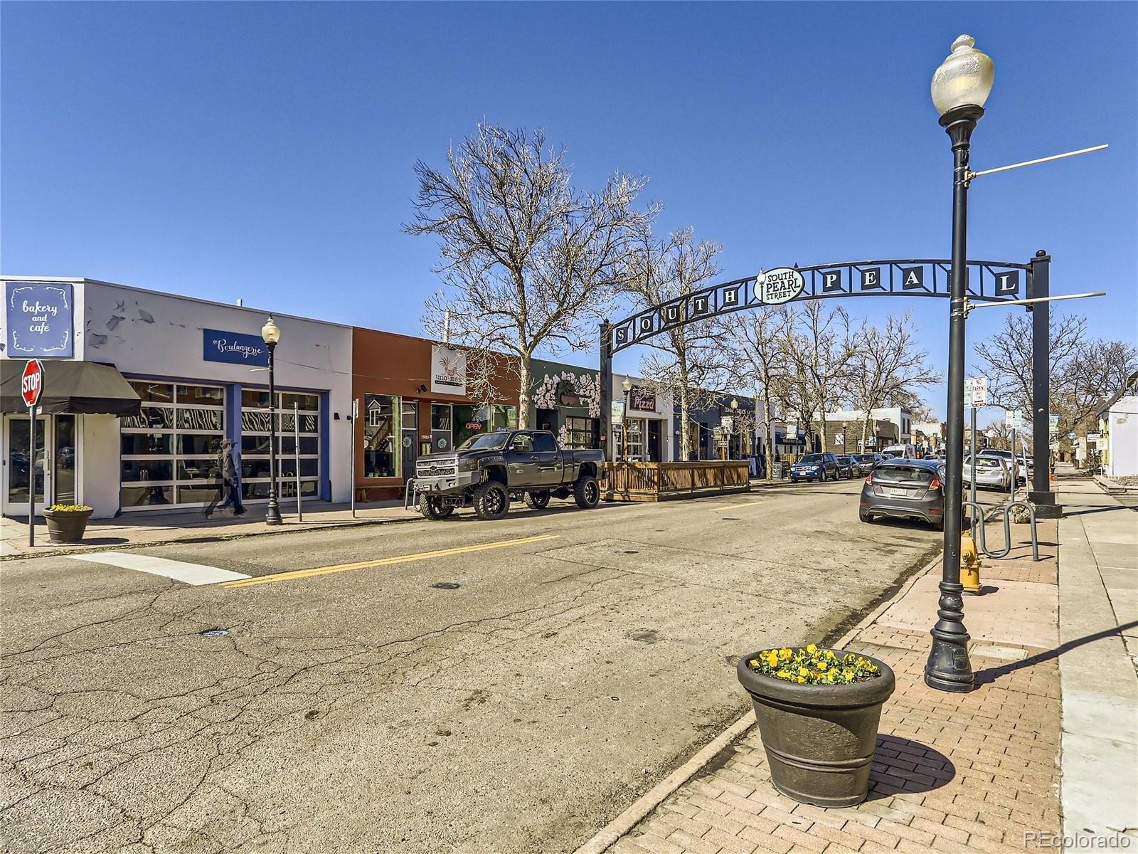 MLS Image #36 for 565 s grant street,denver, Colorado