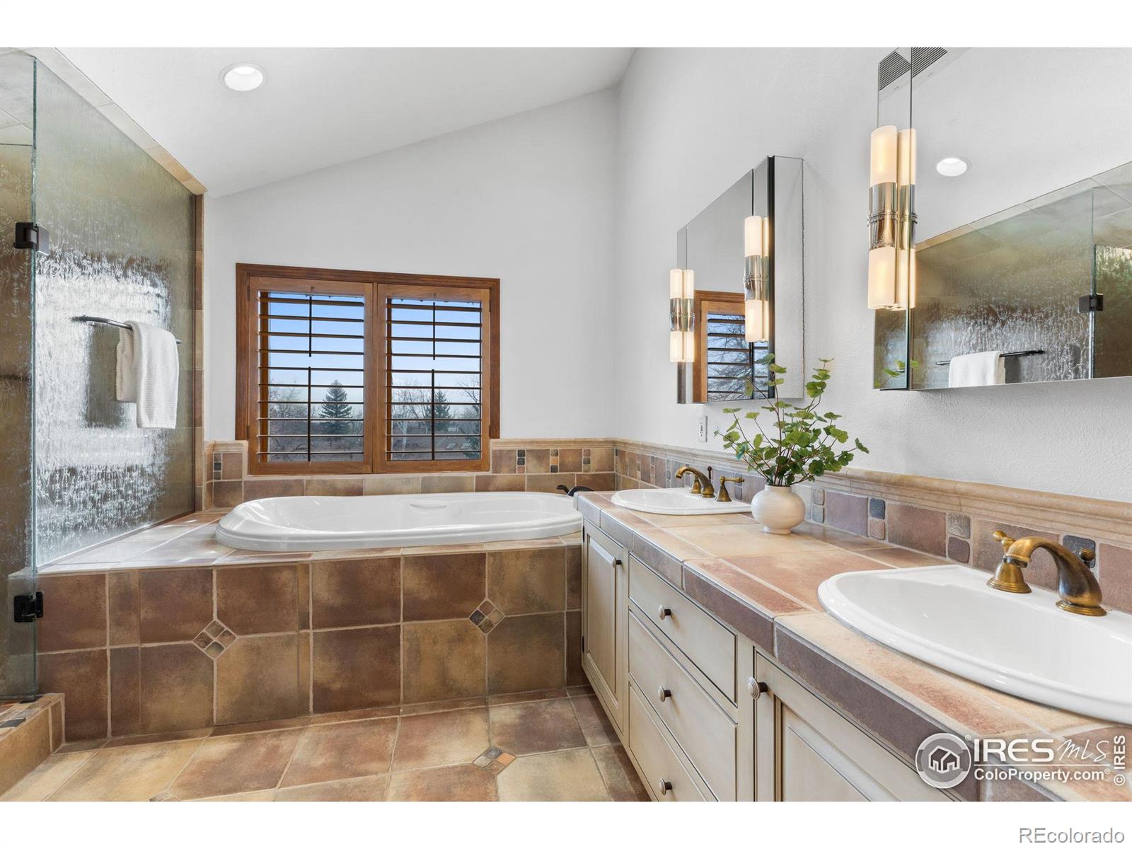 MLS Image #23 for 3815  lakebriar drive,boulder, Colorado