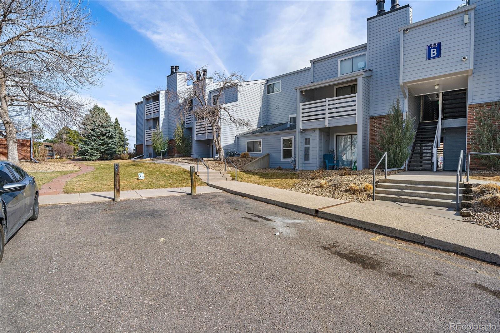 MLS Image #16 for 7665 e eastman avenue,denver, Colorado