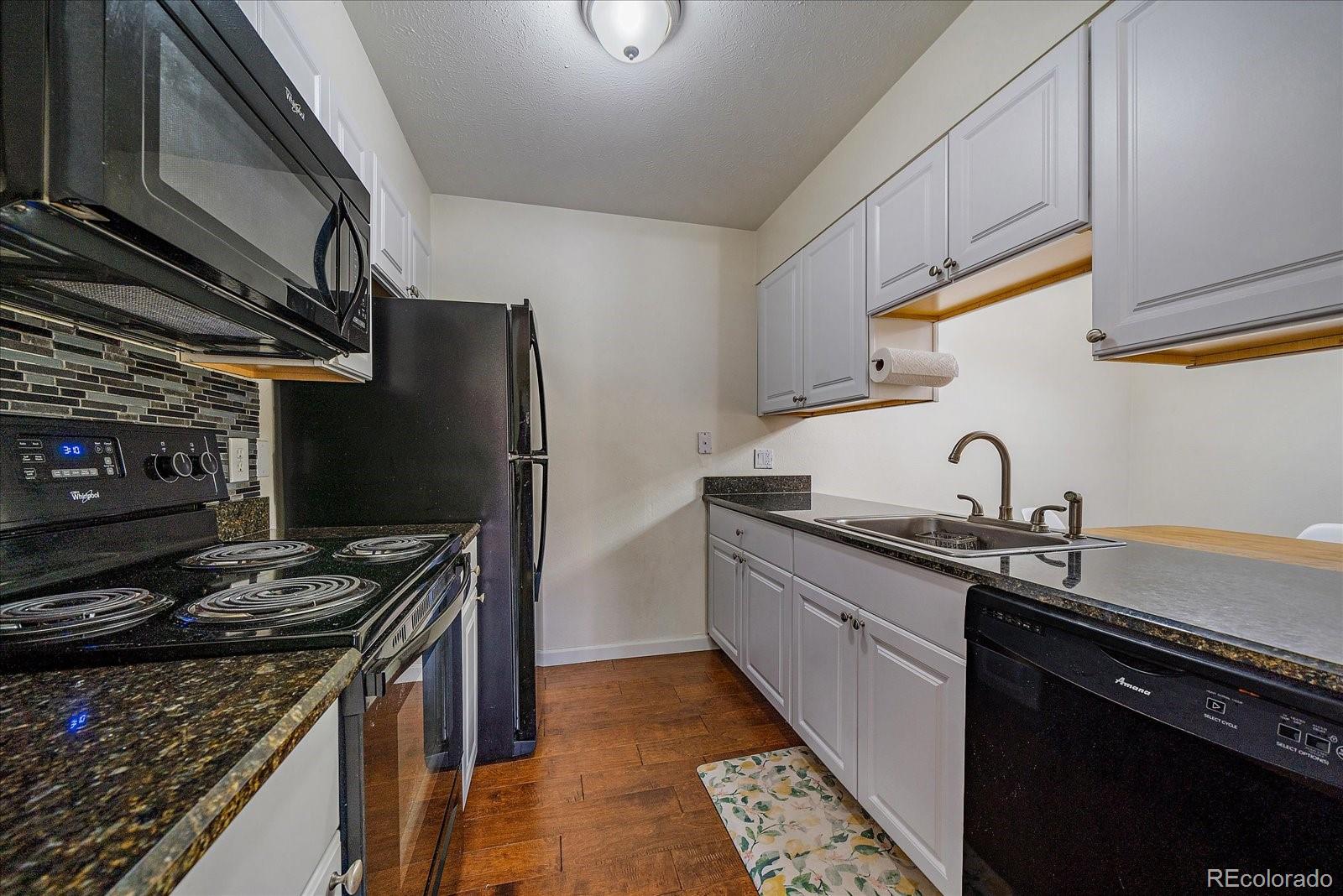 MLS Image #9 for 7665 e eastman avenue,denver, Colorado