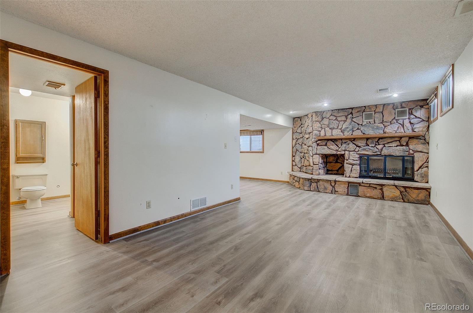 MLS Image #21 for 1402  28th st rd,greeley, Colorado