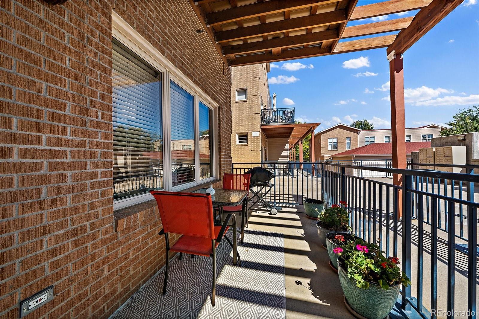 MLS Image #17 for 190  roslyn street 1309,denver, Colorado