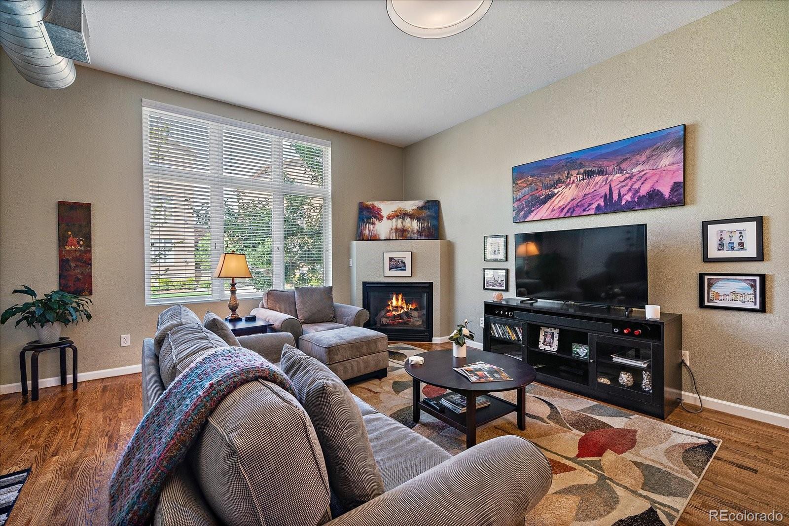 MLS Image #2 for 190  roslyn street 1309,denver, Colorado