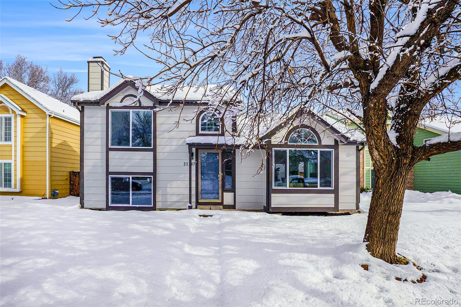 MLS Image #16 for 21147 e 43rd avenue,denver, Colorado