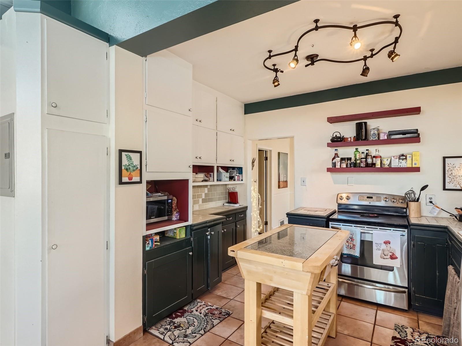 MLS Image #12 for 3904 e 16th avenue,denver, Colorado