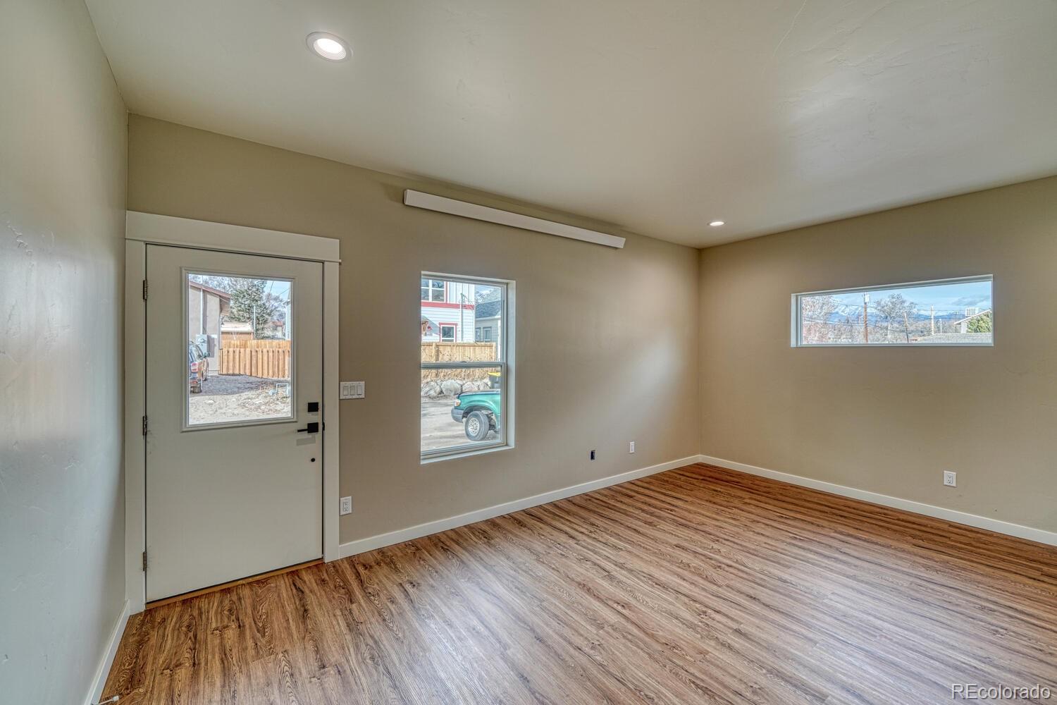 MLS Image #26 for 845 w first street,salida, Colorado