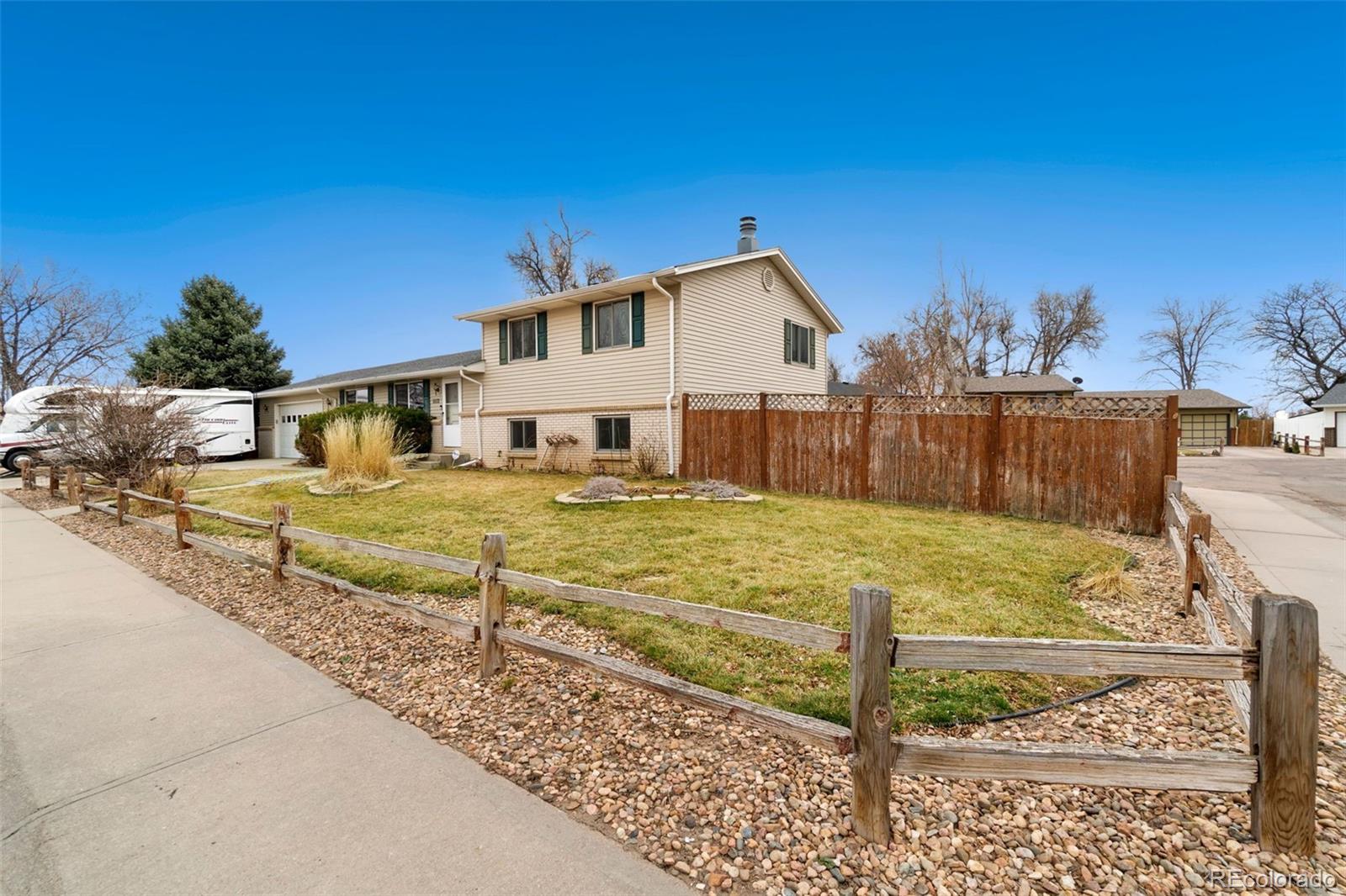 MLS Image #1 for 1112  village drive,fort lupton, Colorado