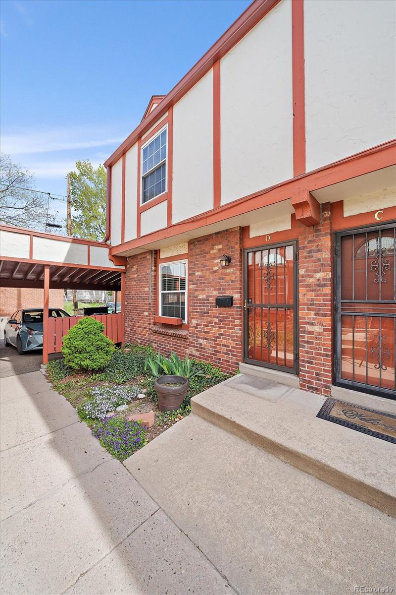 MLS Image #2 for 1046  josephine street d,denver, Colorado