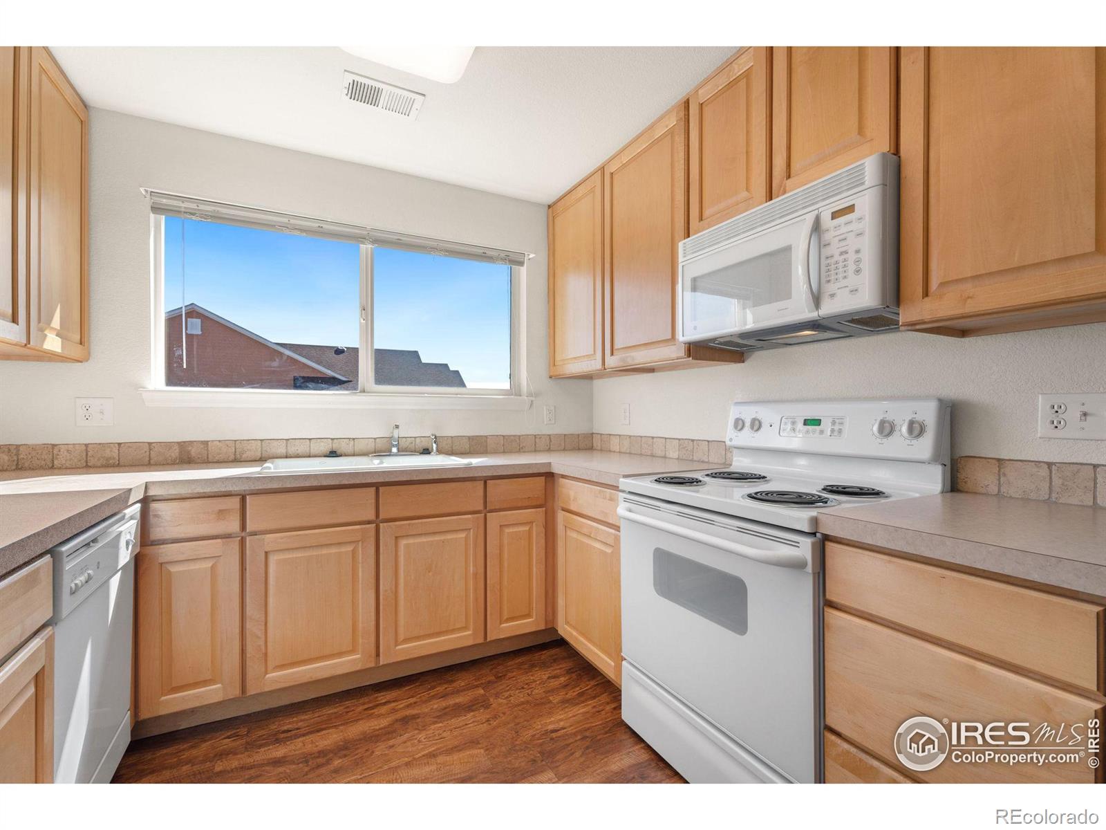 MLS Image #12 for 4635  hahns peak drive,loveland, Colorado