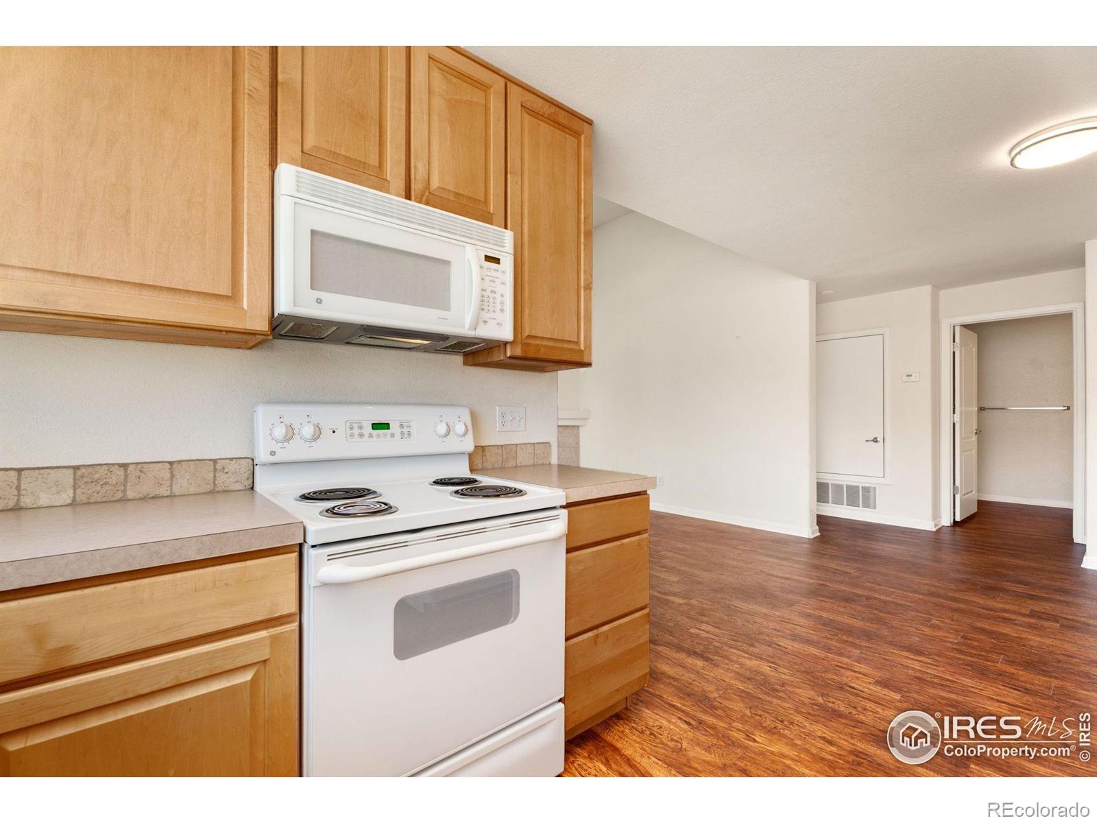 MLS Image #13 for 4635  hahns peak drive,loveland, Colorado