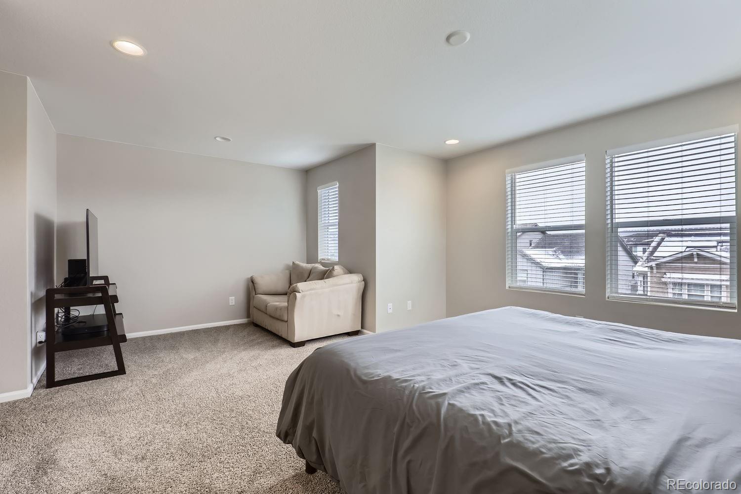 MLS Image #14 for 6492 n ceylon street,denver, Colorado