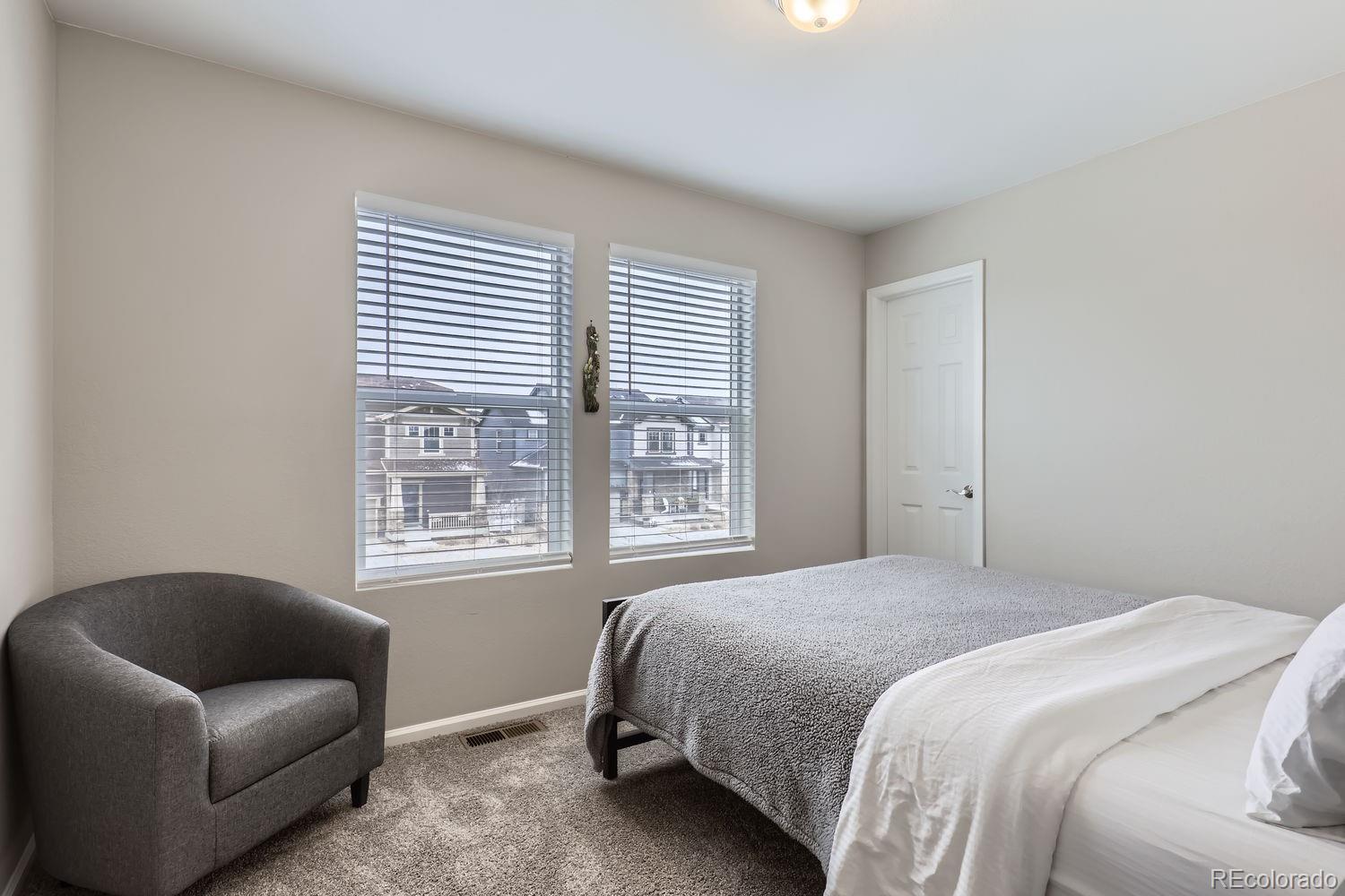 MLS Image #18 for 6492 n ceylon street,denver, Colorado