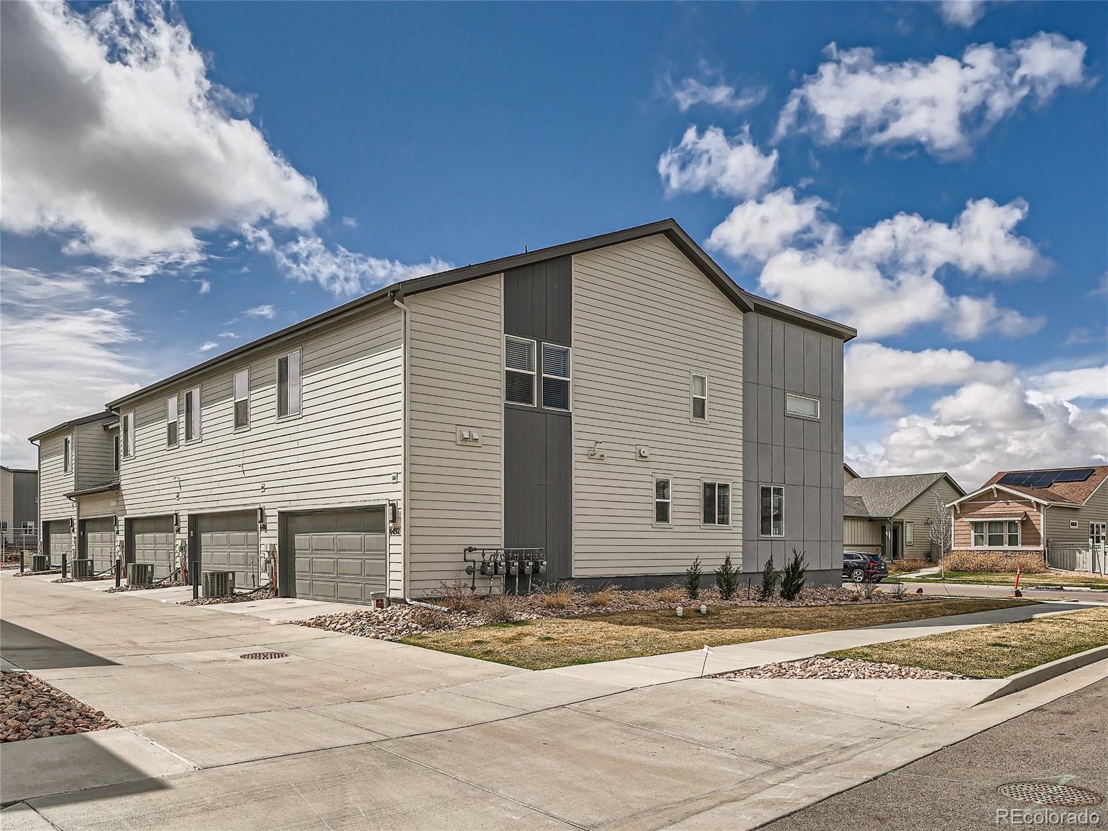 MLS Image #24 for 6492 n ceylon street,denver, Colorado