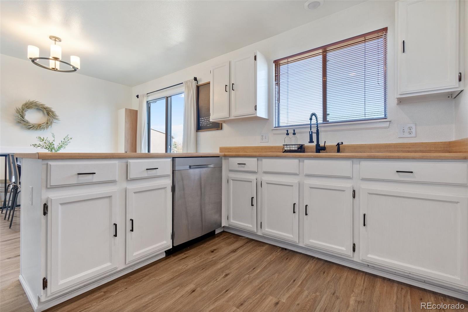 MLS Image #9 for 4322 s ceylon way,aurora, Colorado