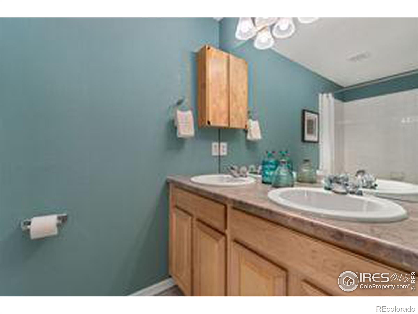 MLS Image #12 for 15612 e 96th way,commerce city, Colorado