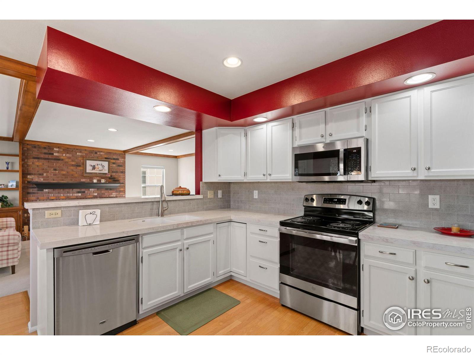 MLS Image #2 for 5636 s independence court,littleton, Colorado