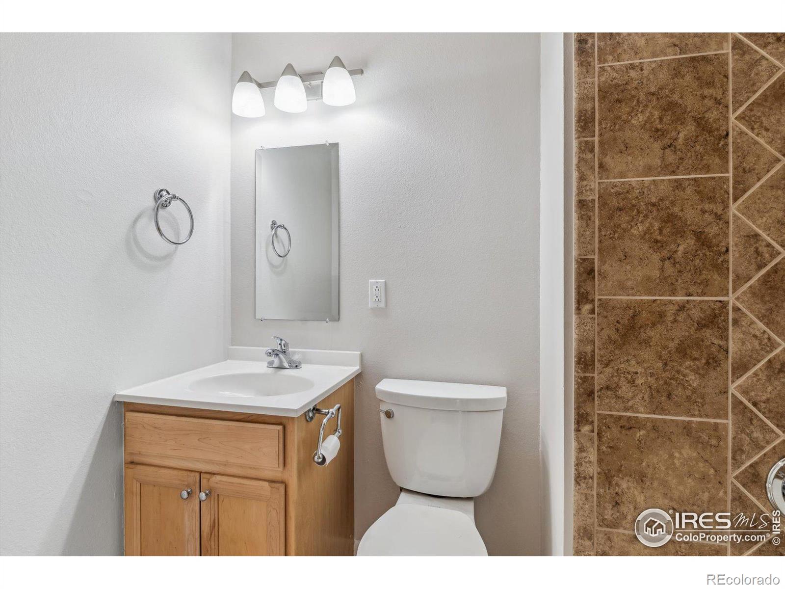 MLS Image #13 for 921 e midway boulevard,broomfield, Colorado