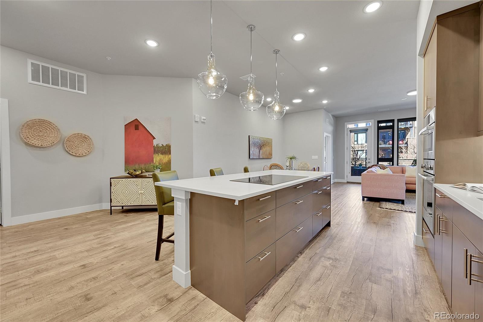 MLS Image #10 for 6618 e lowry boulevard 113,denver, Colorado