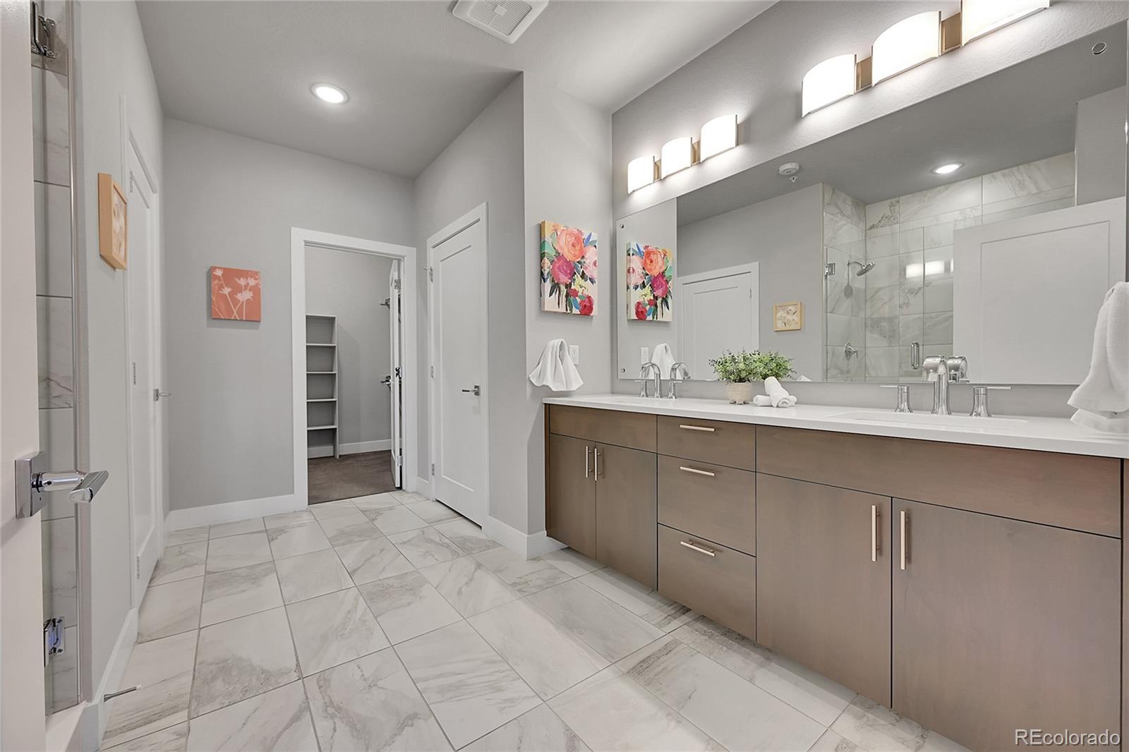 MLS Image #14 for 6618 e lowry boulevard 113,denver, Colorado