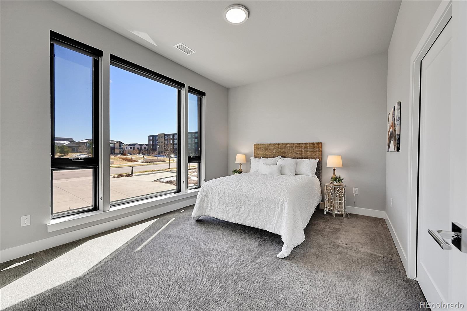 MLS Image #18 for 6618 e lowry boulevard 113,denver, Colorado