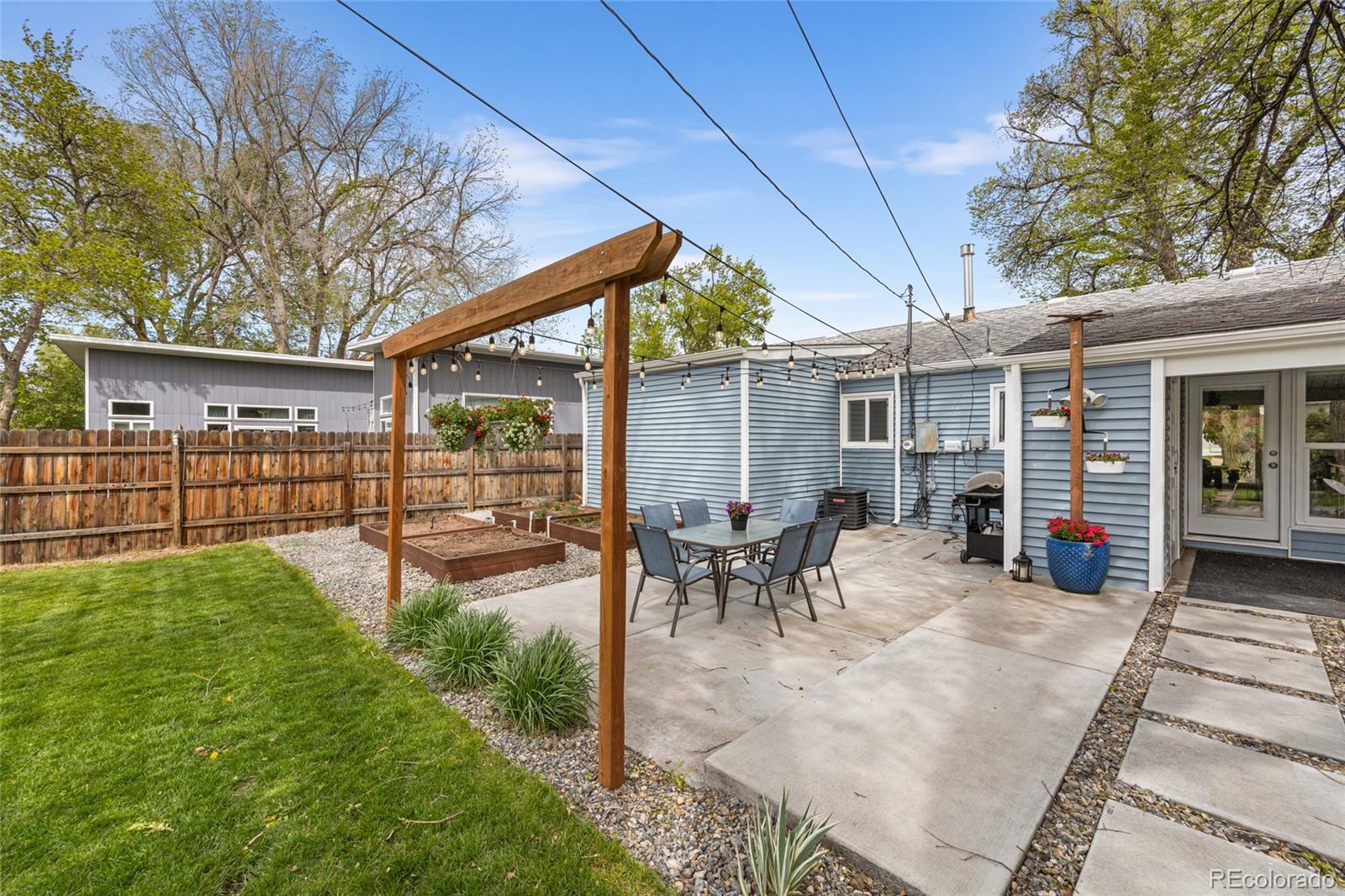 MLS Image #40 for 1185 s forest street,denver, Colorado