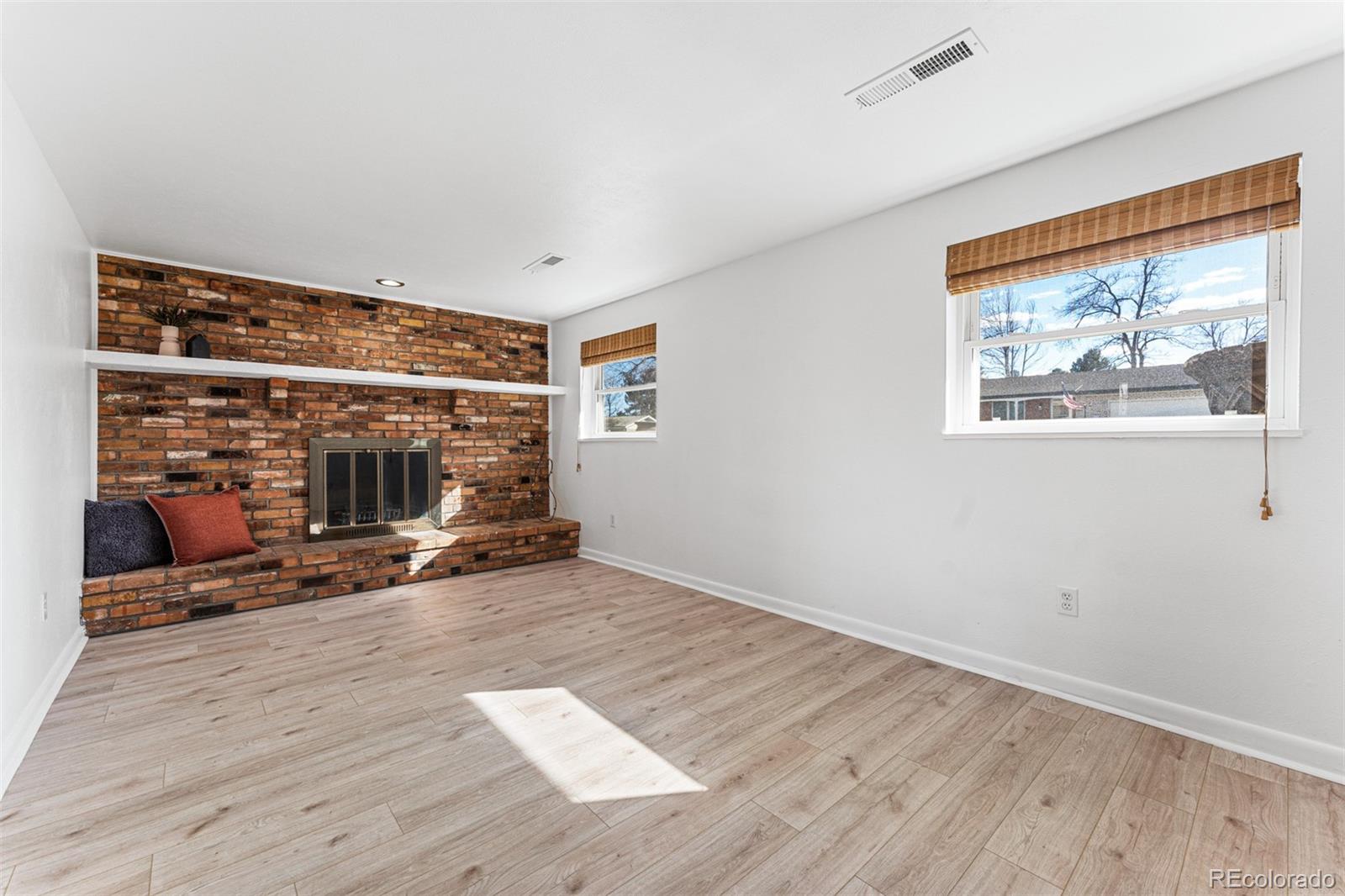 MLS Image #18 for 6211 w maplewood place,littleton, Colorado