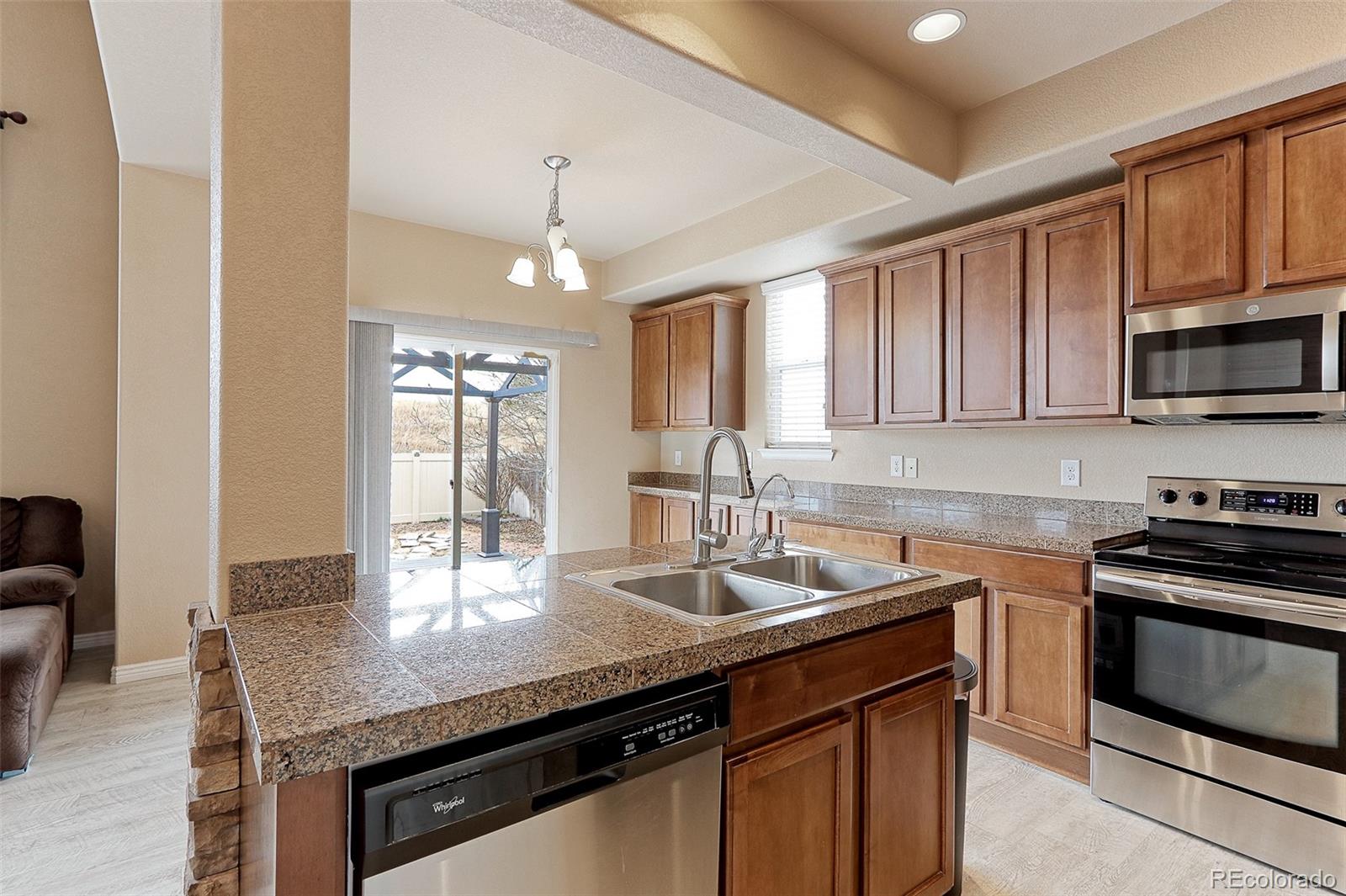 MLS Image #6 for 11204  river oaks lane,commerce city, Colorado