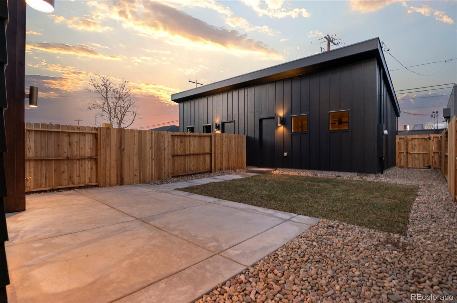 MLS Image #40 for 2444 s acoma street,denver, Colorado