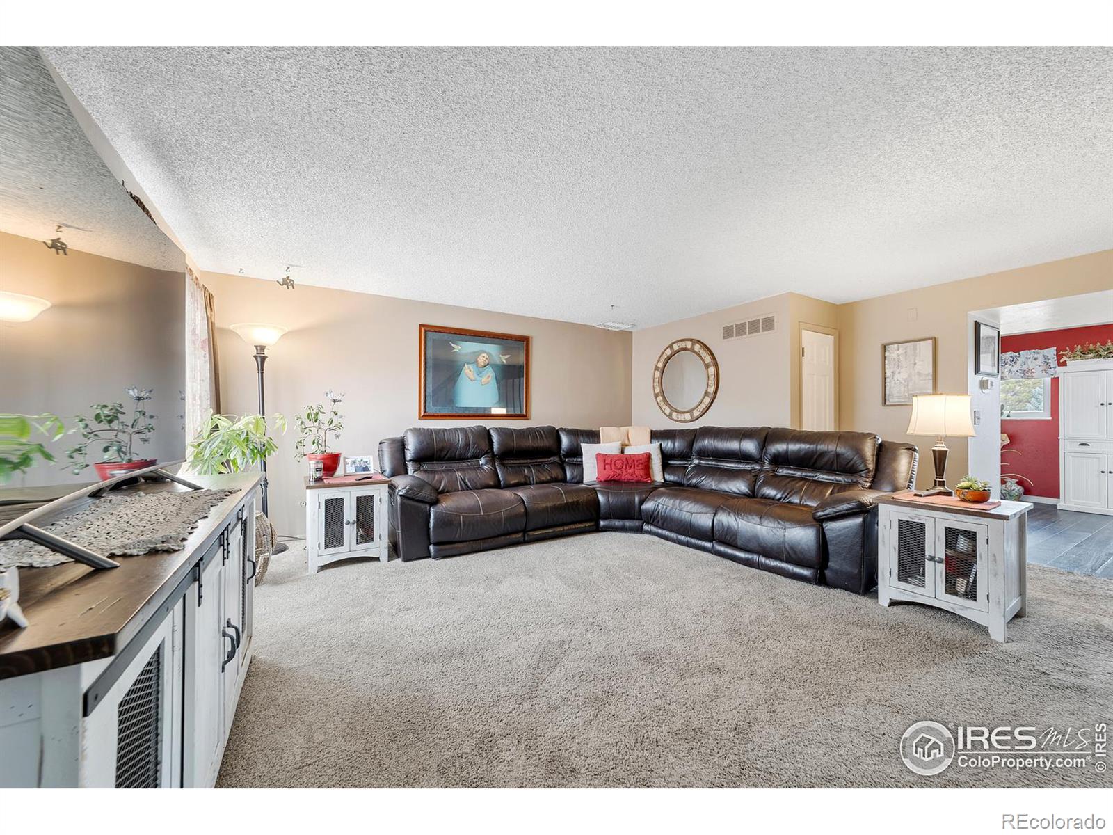 MLS Image #3 for 4227 e maplewood way,centennial, Colorado