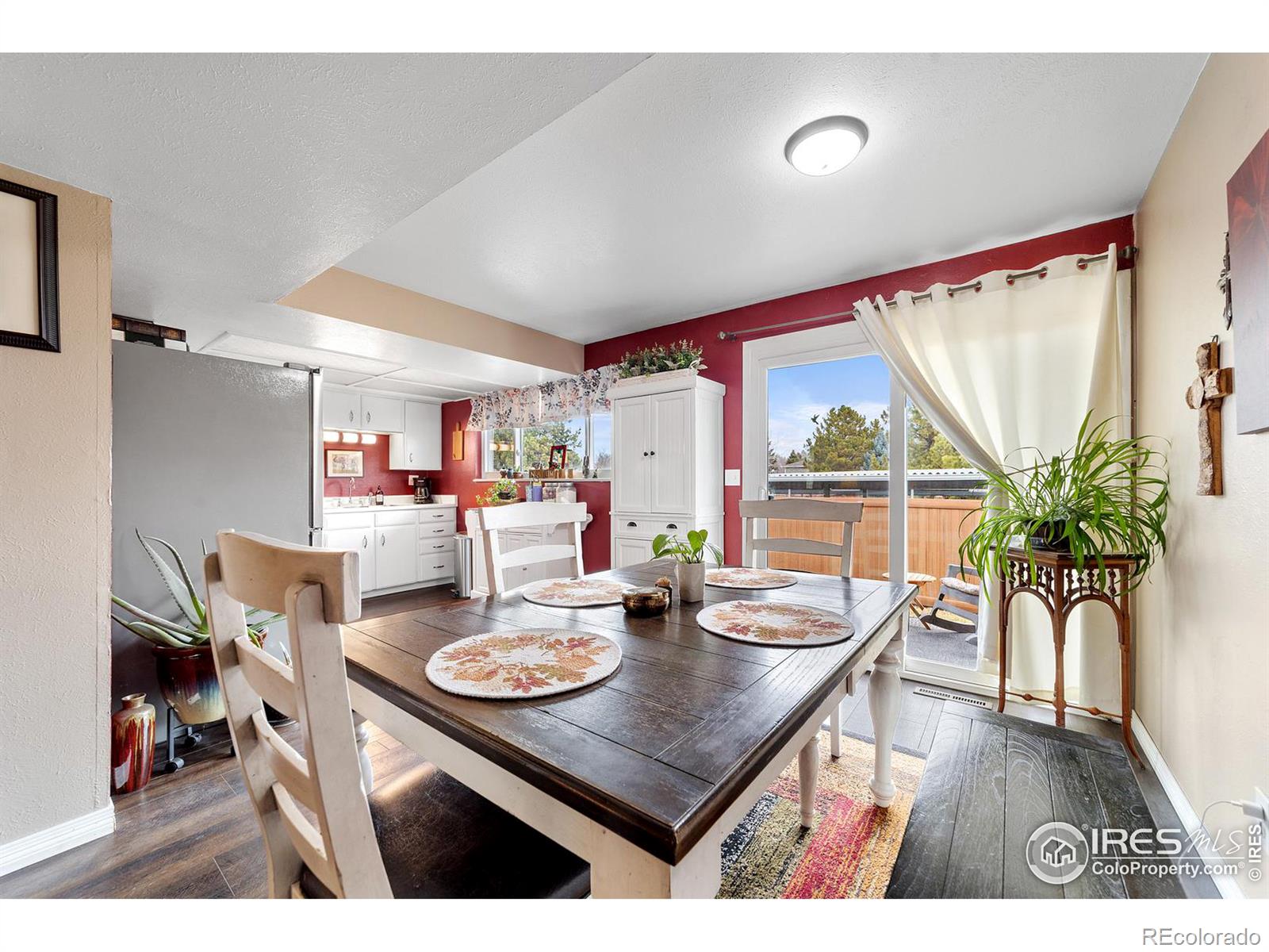 MLS Image #5 for 4227 e maplewood way,centennial, Colorado