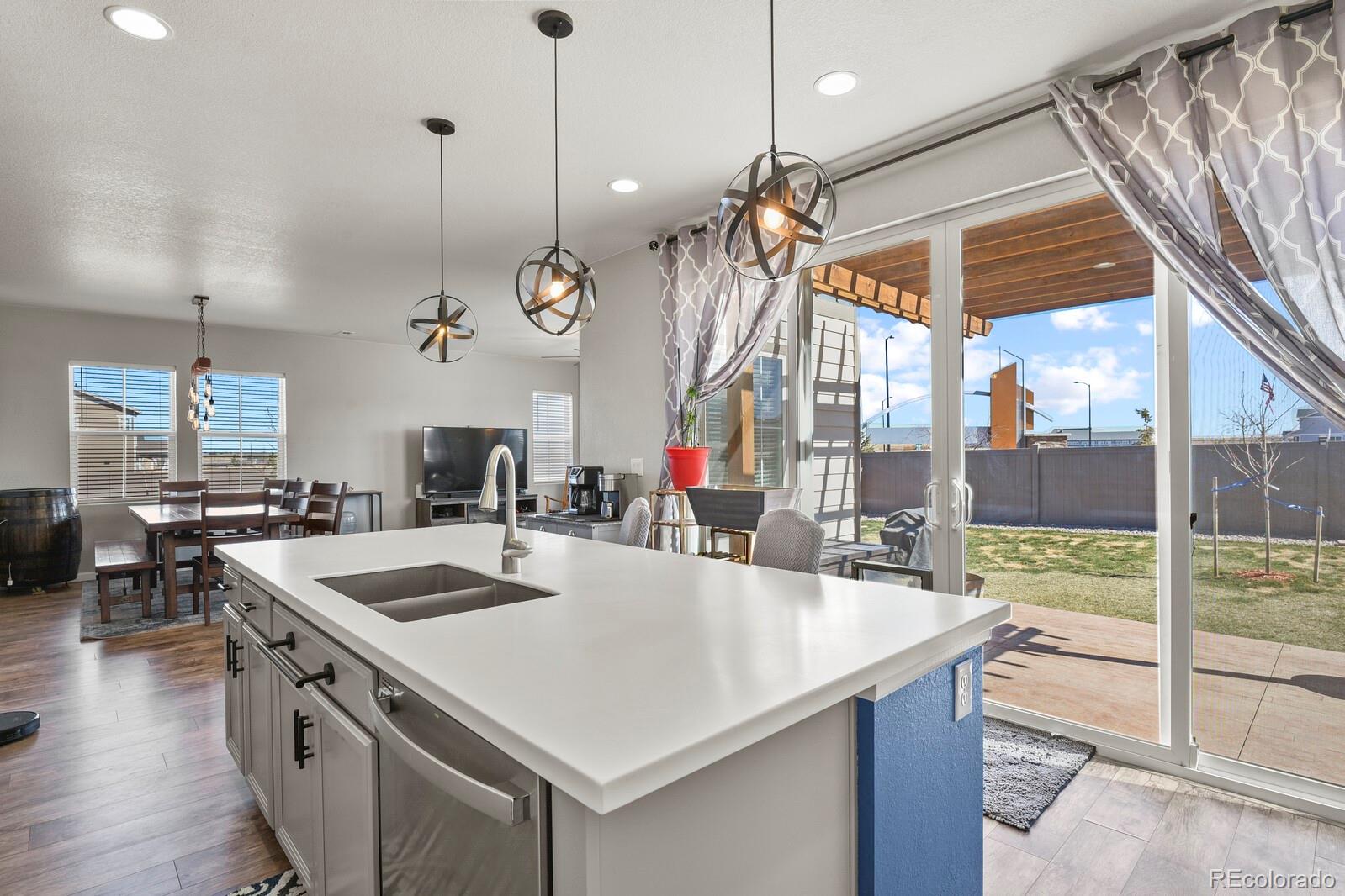 MLS Image #12 for 848 n yantley street,aurora, Colorado