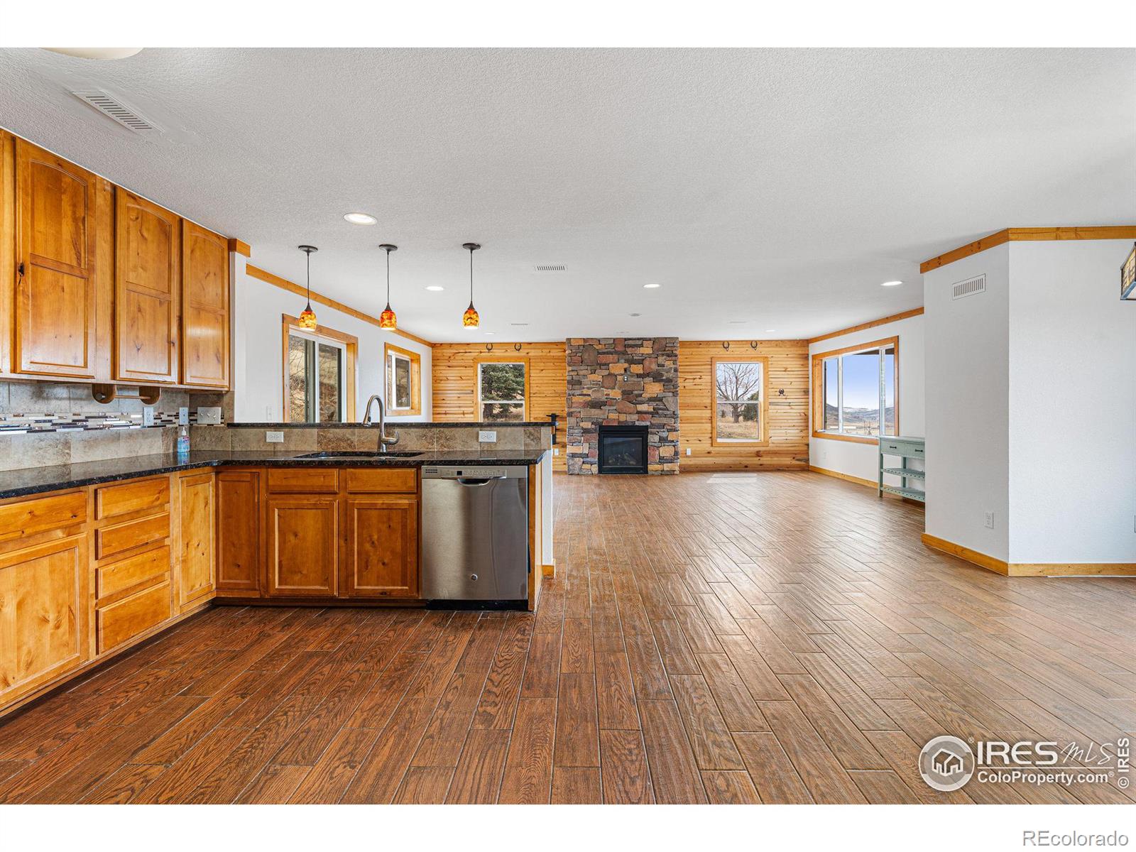 MLS Image #13 for 812 n county road 31 ,berthoud, Colorado