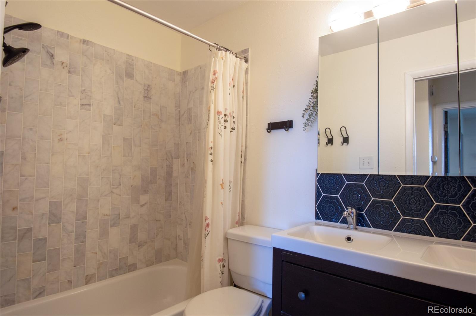 MLS Image #9 for 8060 w 9th avenue 206,lakewood, Colorado