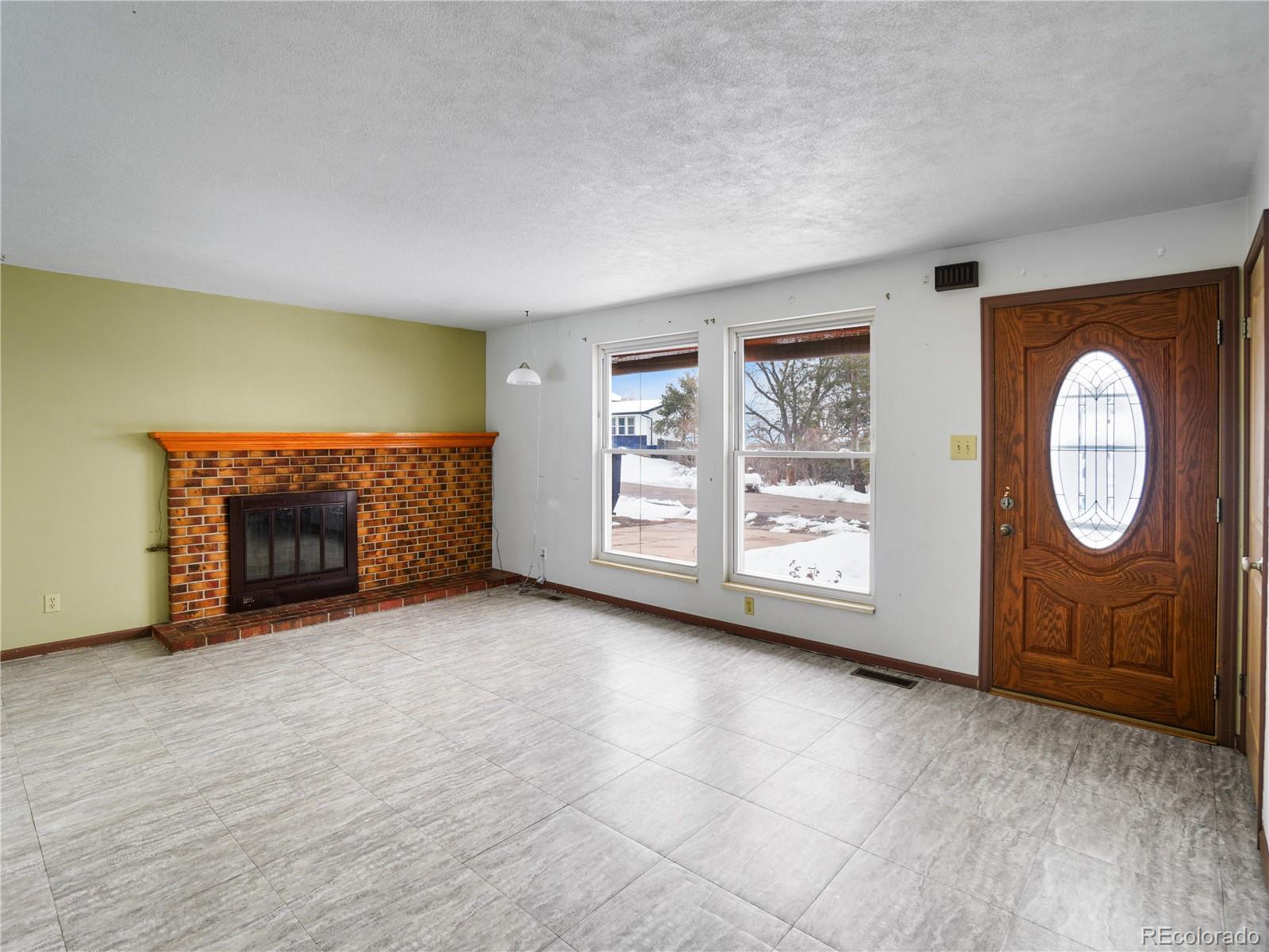 MLS Image #2 for 7797 s dover street,littleton, Colorado