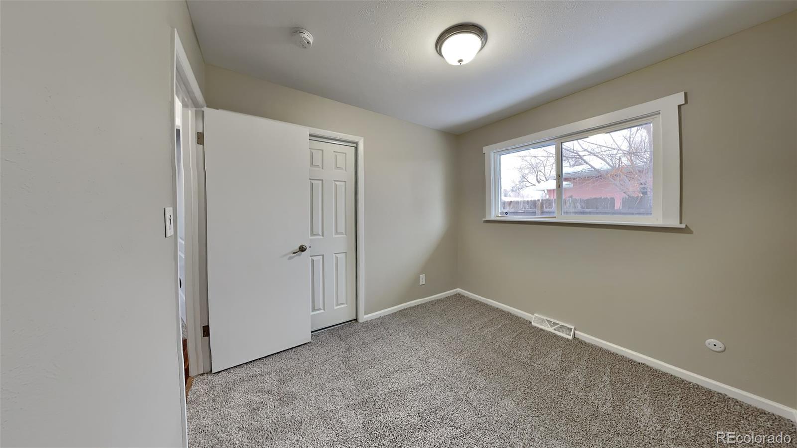 MLS Image #6 for 5000 w wyoming place,denver, Colorado