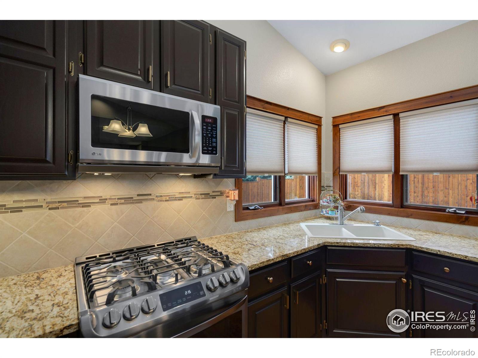 MLS Image #5 for 1006  hinsdale drive,fort collins, Colorado