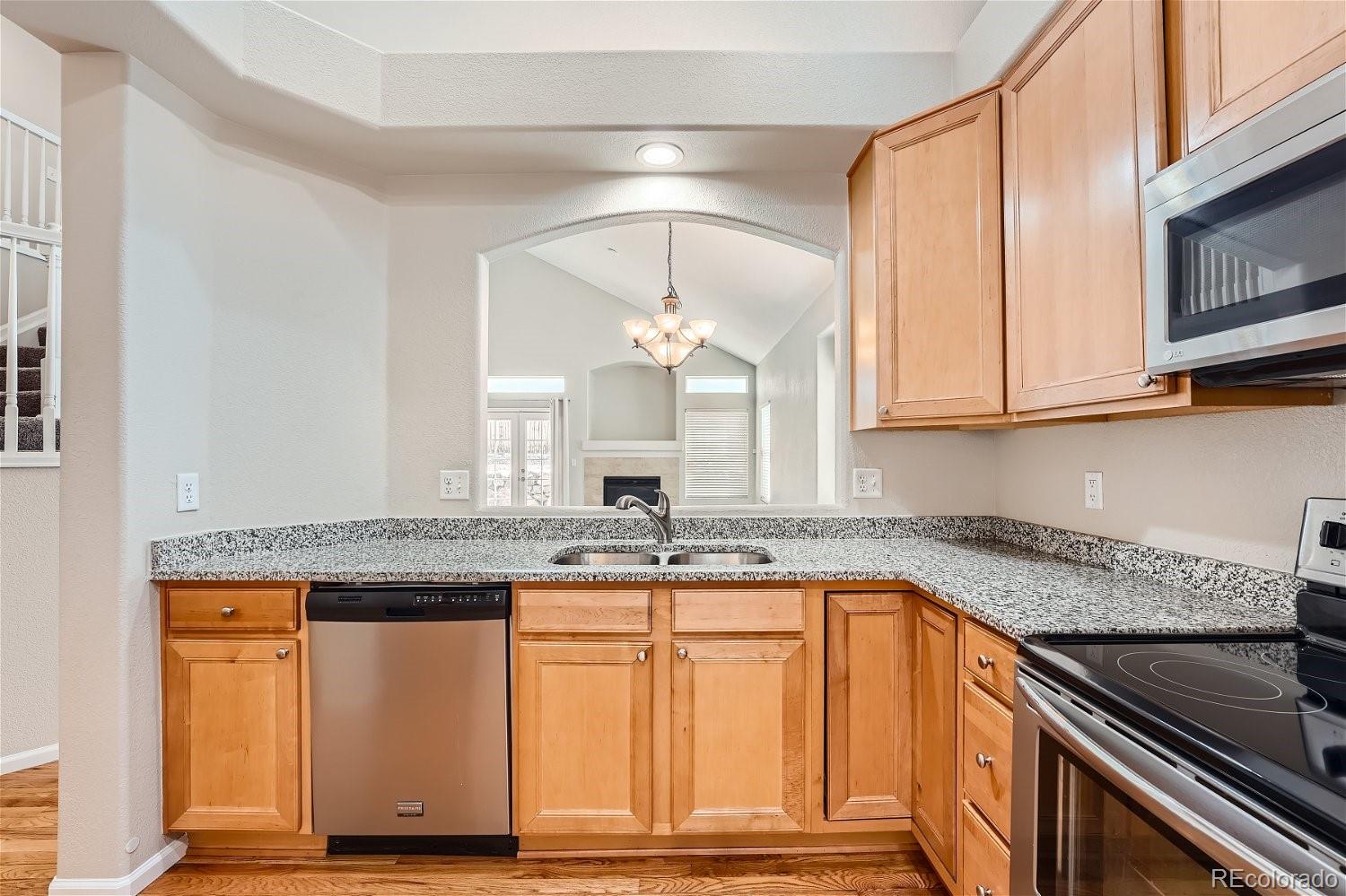 MLS Image #4 for 3040 s jebel way,aurora, Colorado