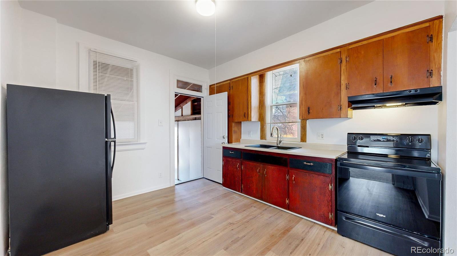 MLS Image #6 for 559 s lincoln street,denver, Colorado