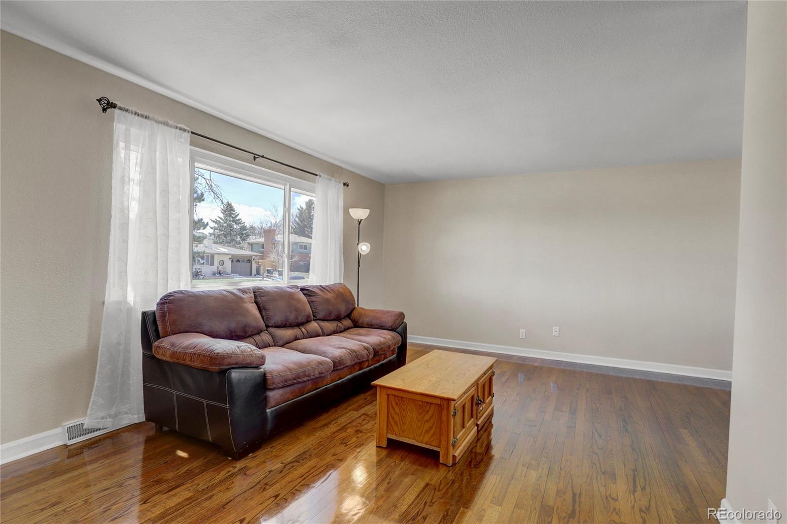 MLS Image #11 for 849 w 102nd place,northglenn, Colorado