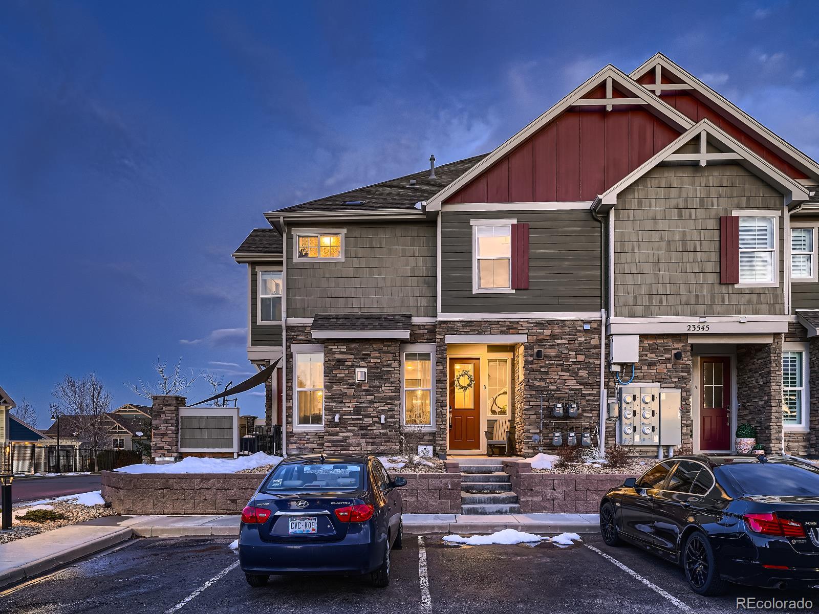 MLS Image #1 for 23545 e platte drive b,aurora, Colorado