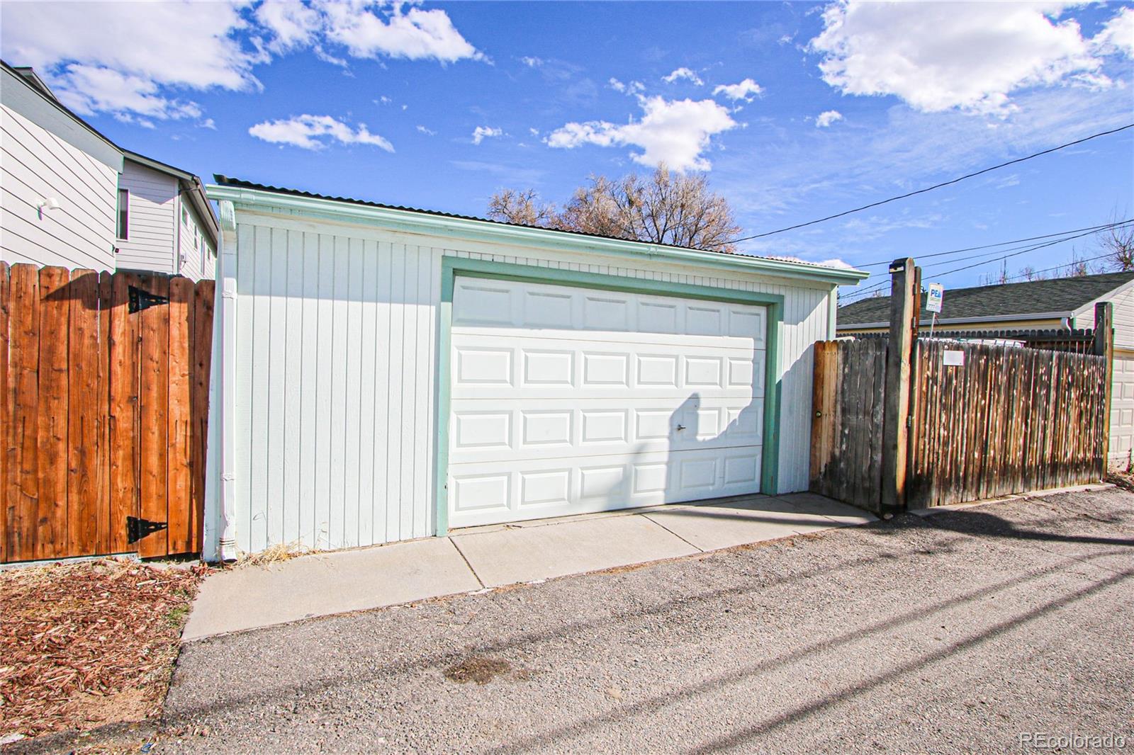 MLS Image #18 for 2437 s bannock street,denver, Colorado