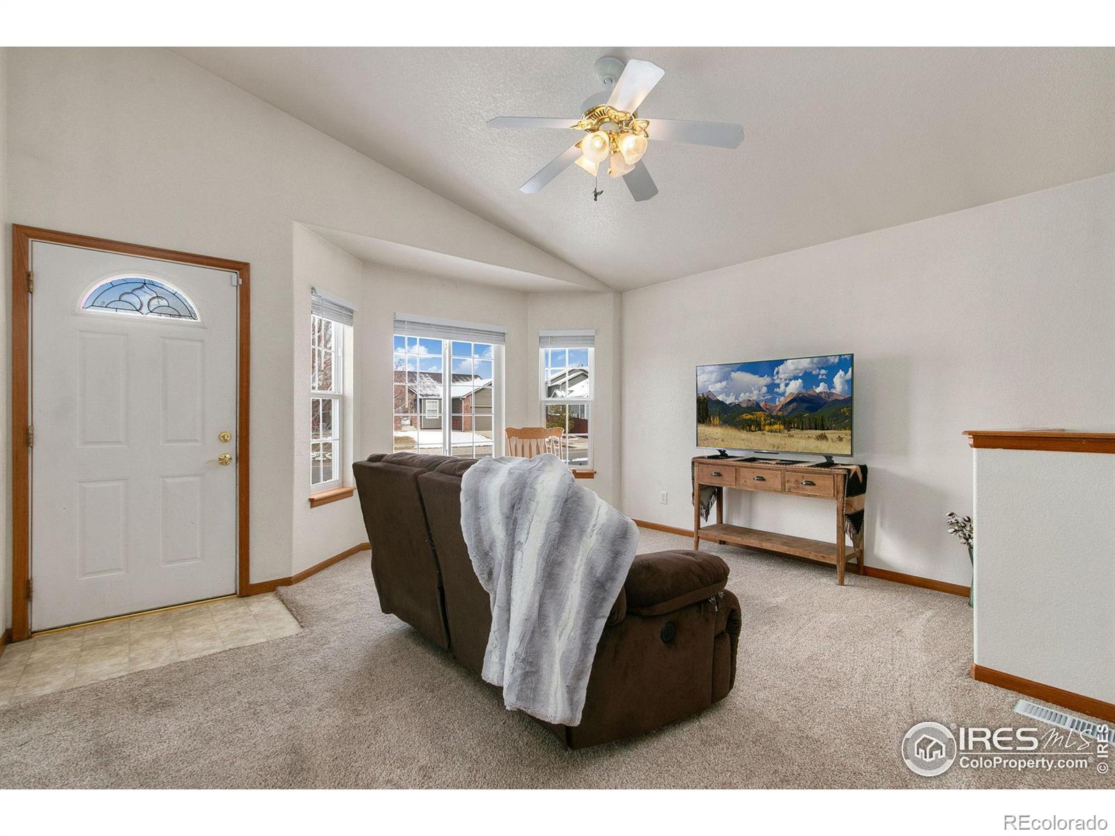 MLS Image #3 for 3904  stampede drive,evans, Colorado