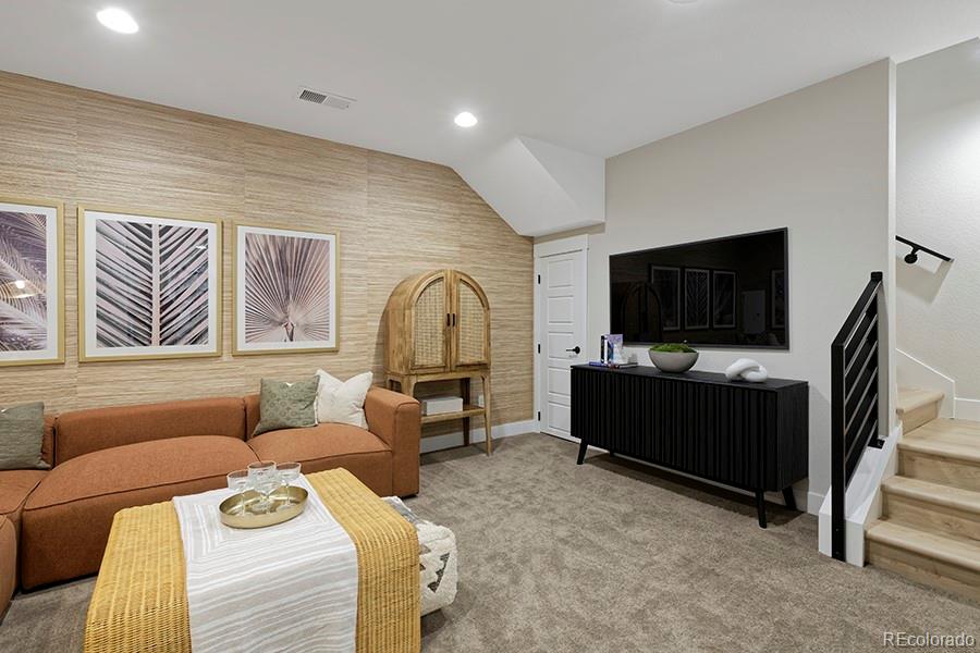 MLS Image #13 for 2877 s pancratia street,denver, Colorado