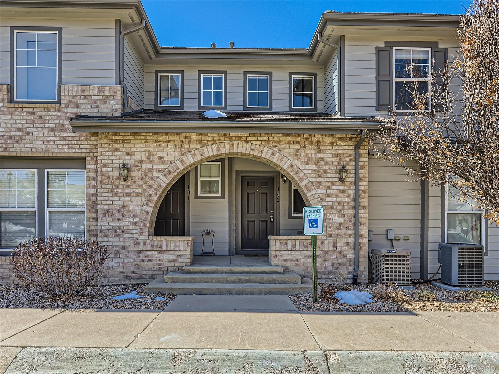 MLS Image #2 for 6725 s winnipeg circle,aurora, Colorado