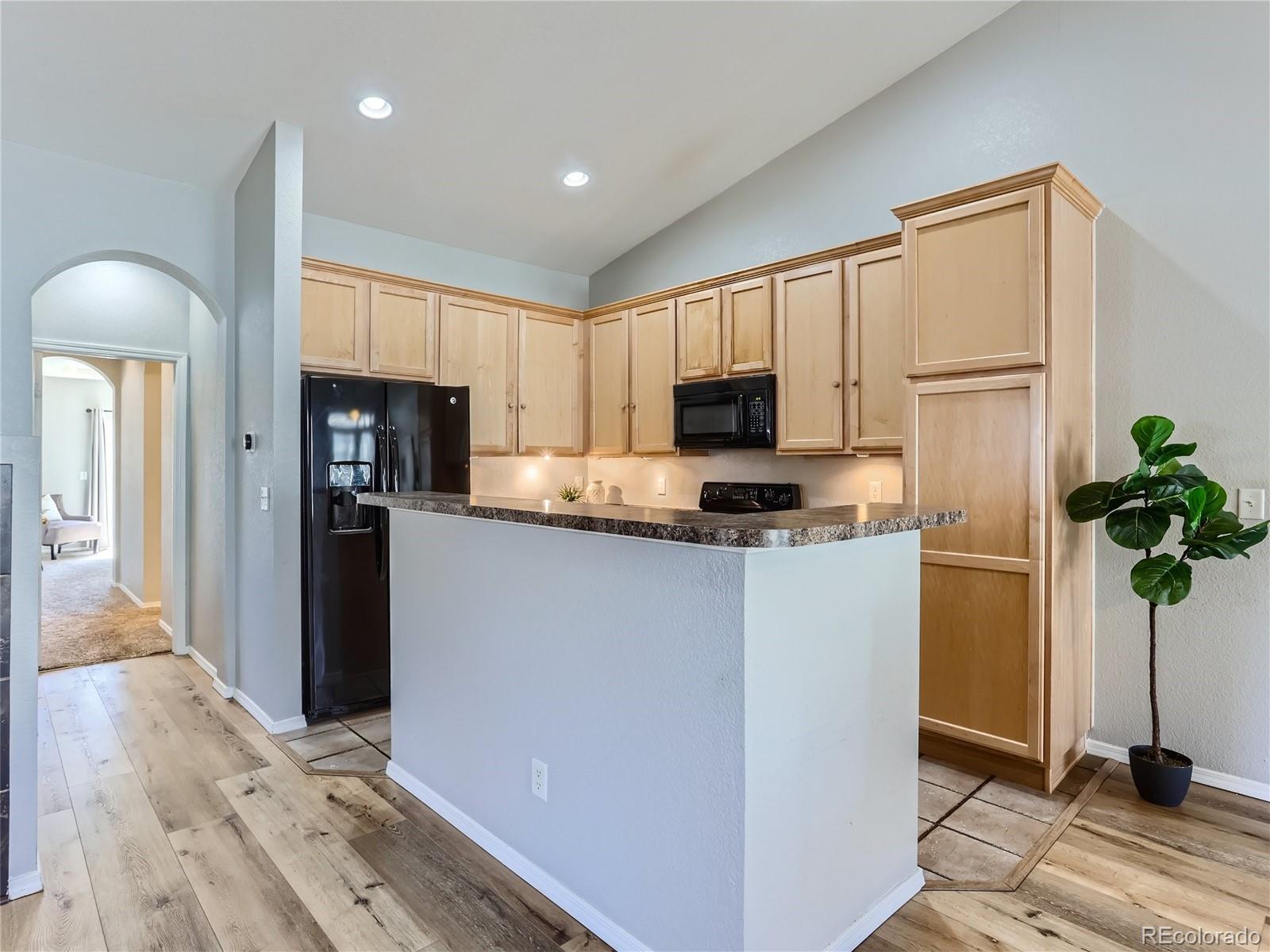 MLS Image #8 for 6725 s winnipeg circle 102,aurora, Colorado